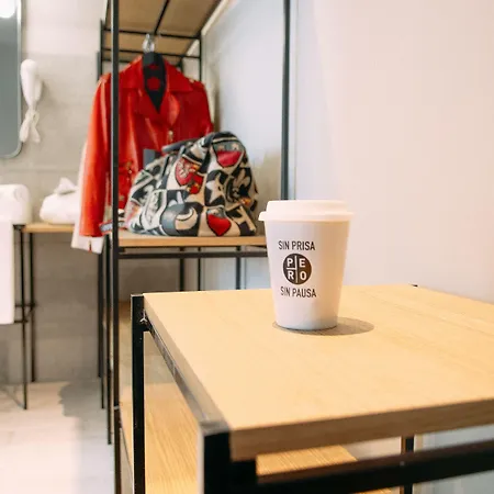 One Shot Colon Hotel 3*