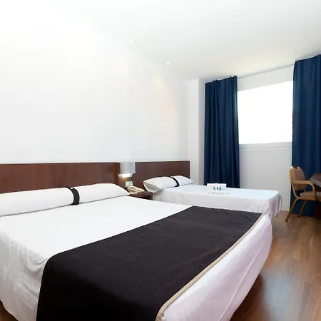 Olympia Universidades 3* فالنسيا