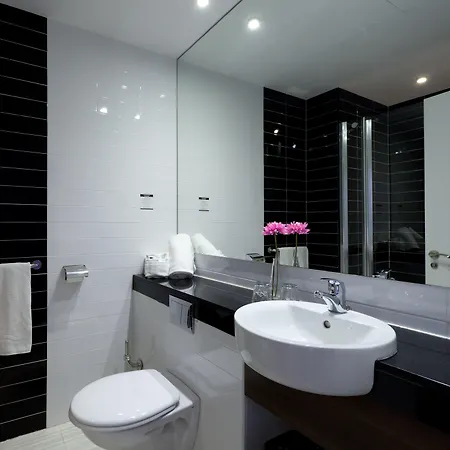 Olympia Universidades فندق