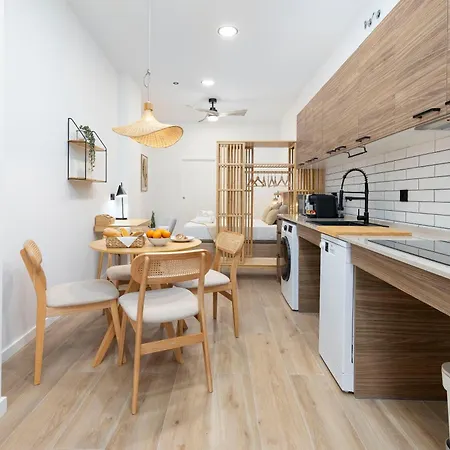 Apartament Travel Habitat Nou Mestalla Walencja