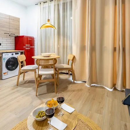 Travel Habitat Nou Mestalla Βαλένθια