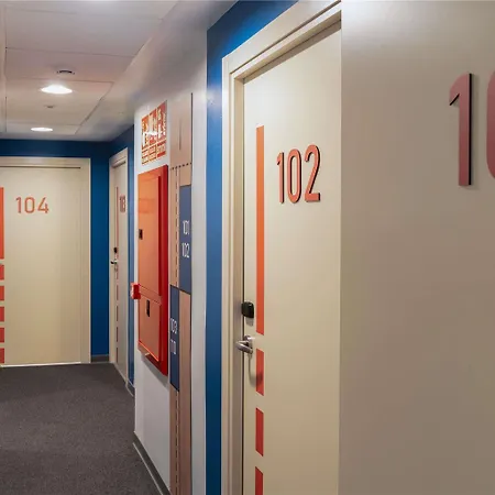 Ibis Budget Centro Puerto * Valence