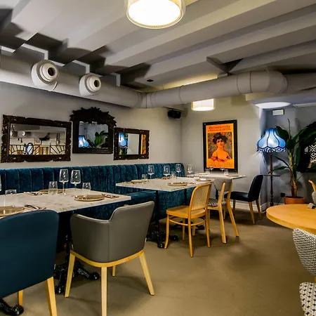 Myr Marques House 酒店