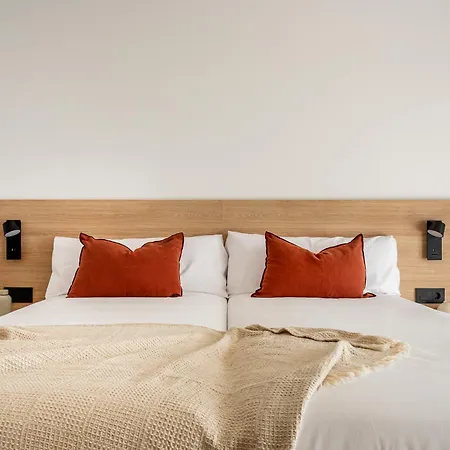 Apart-hotel B48 Feria