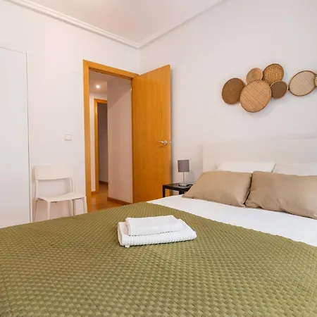 Invalencia Negrito Flat 3 Bdrm & 2 Wc Center شقة فالنسيا