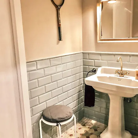 Bird House ベッド・アンド・ブレックファスト