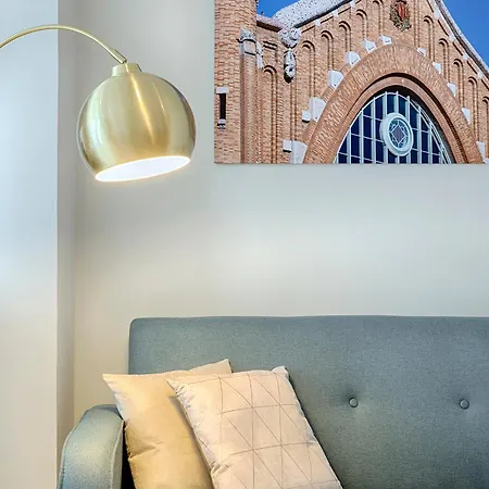 Portal De Ruzafa 1 *