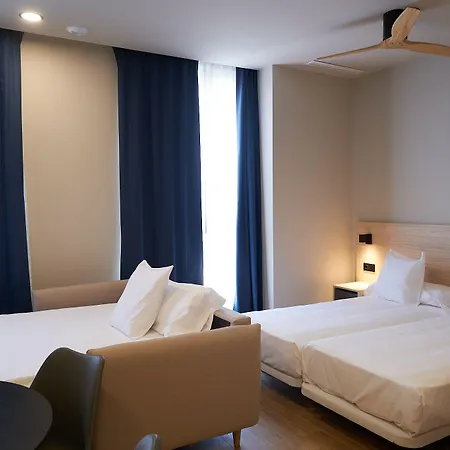 Dorm4you Arena 2 Aparthotel 4*