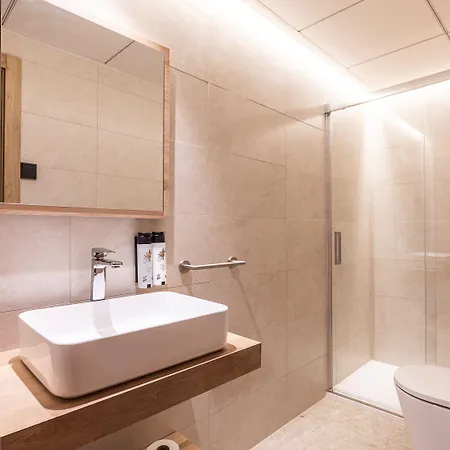 Nommadas Jero -adults Only 4* Valência