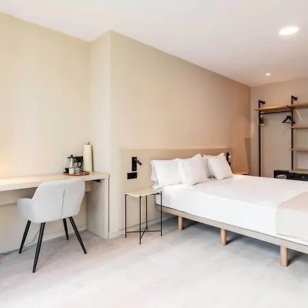 Hq Arena Hotel