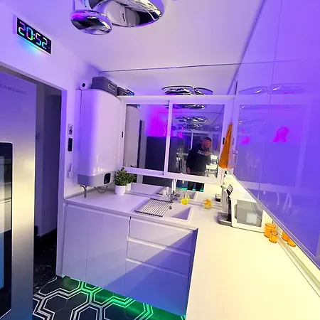 Geniale Cerca De Russafa ホームステイ