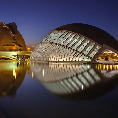 Duplex-port-valencia * فالنسيا