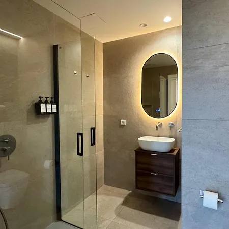 Boutique - Plaza Tower *