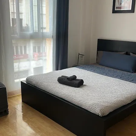 A Studio-apartment In A Newly Built House.wifi Valensiya