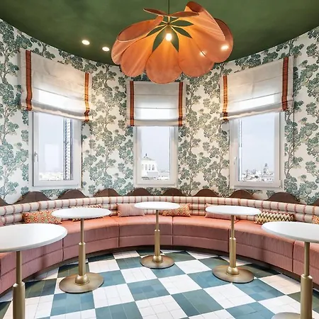 One Shot Puerta Ruzafa 호텔 4*