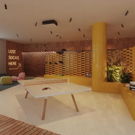 Kora Lluna فالنسيا