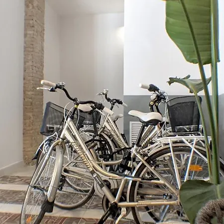 Original Domino House Guest house 4*