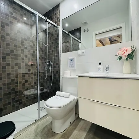 Σπίτι διακοπών Design & Stylish House In The Center Of *