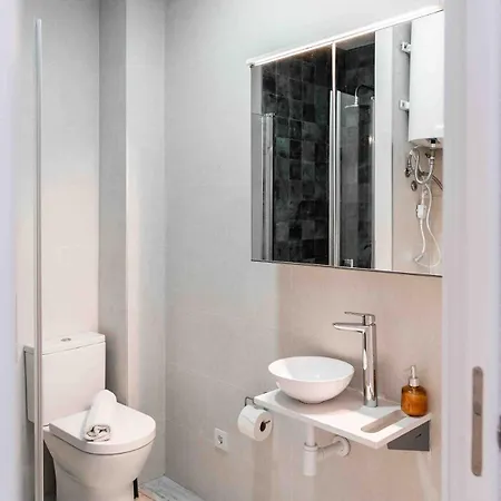 Boutique Loft 1 Next To Torres De Serrano Lägenhet
