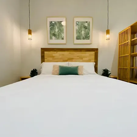 Florit Flats - The Cabanyal