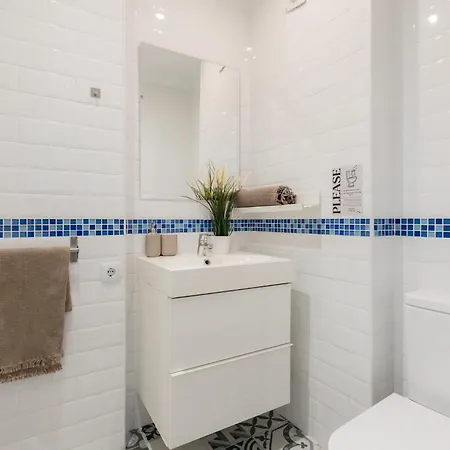 Your Sunny & Spacious Portview Valencie