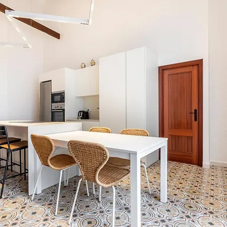 Pensionat Guestready - Traditional House Near Malvarrosa Valencia