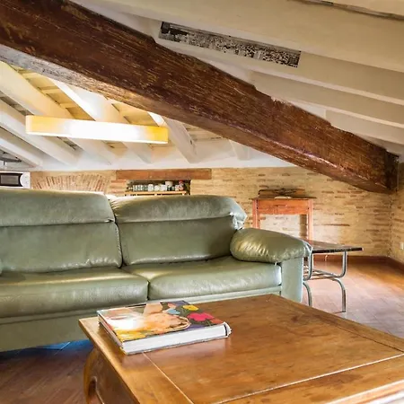 Atico Exclusivo Del Siglo Xvi Con Terraza Privada En El Corazon De Ciutat Vella