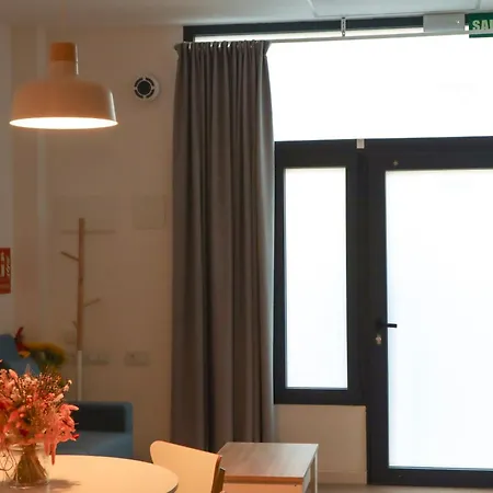 Valentia Modern And Comfortable Beachside Style Apartamento Valencia
