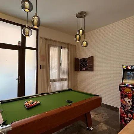 Daire Turistico Lux Center *