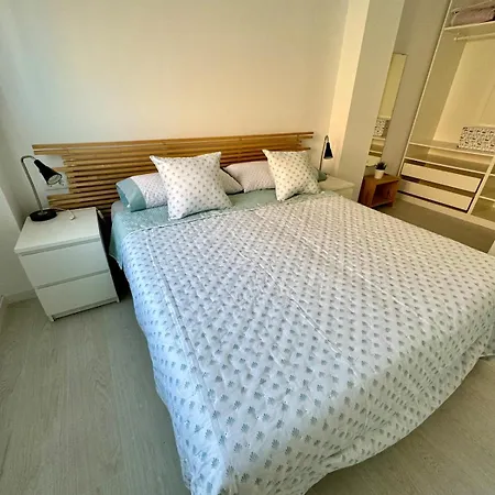 6 Personas Oceanografic Ciencias Roig Arena