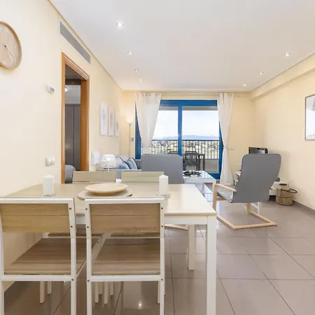Apartup Patacona Azud アパート