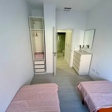 Apartment 6 Personas Oceanografic Ciencias Roig Arena *