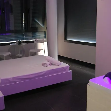 Cama Del Mar Konukevi Valensiya