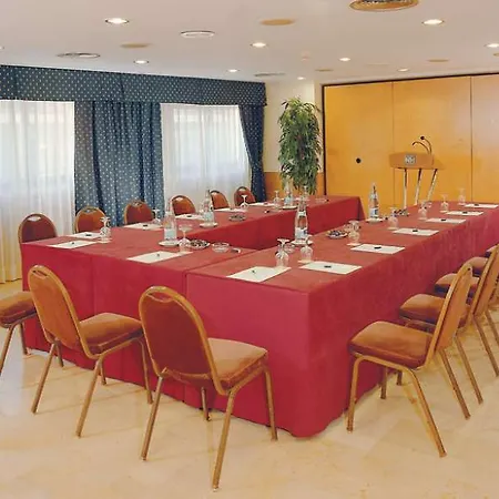 Hotel Istay By Nh Ciudad De 3*