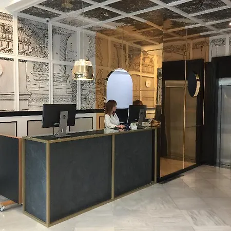 英吉利斯精品sh酒店 4*