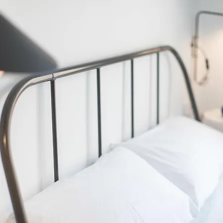 Bubusuites לינה וארוחת בוקר 4*