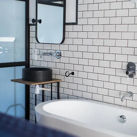 Bubusuites לינה וארוחת בוקר