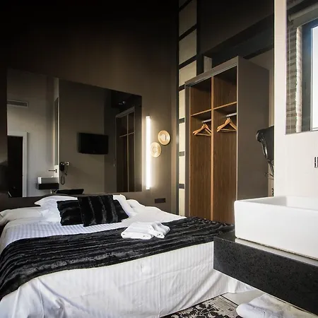 Cosy Embajador 2* Βαλένθια