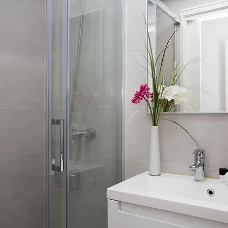 Singular Stays Plaza De La Reina Apartman Valencia