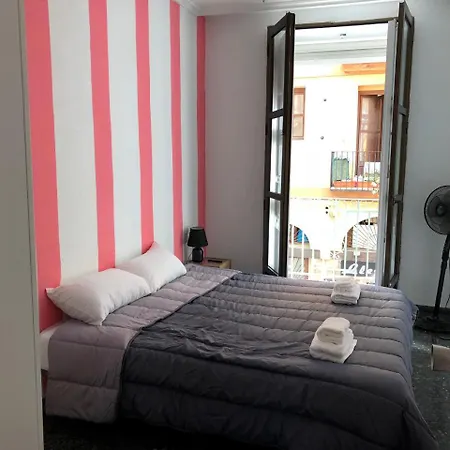 Sunny House 瓦伦西亚