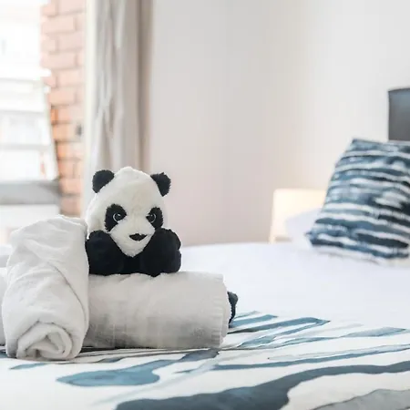 Mercado Central Rooms & Breakfast Apartment