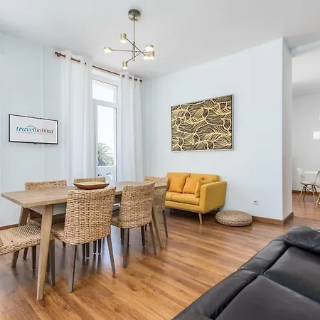 Travel Habitat Port Valencia. فالنسيا