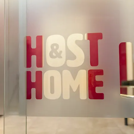 Πανσιόν Host & Βαλένθια
