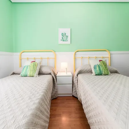 Apartamento Travel Habitat Mestalla Valência