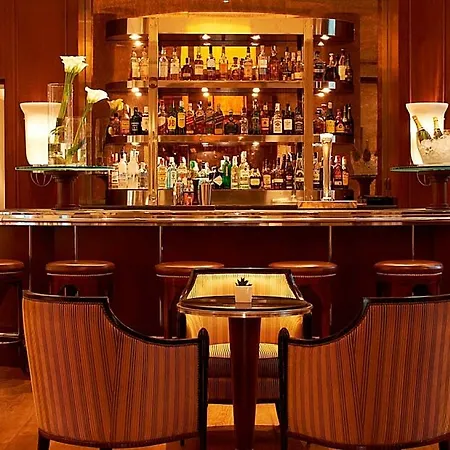 The Westin 호텔 5*