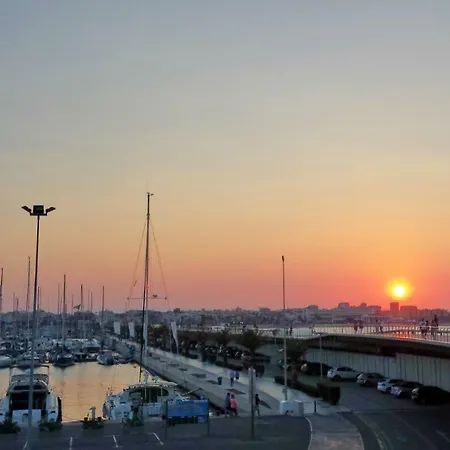 On Carrer Del Dr. Lluch شقة