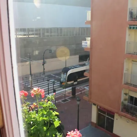 Apartamento Luminoso * La Marina De Valencia