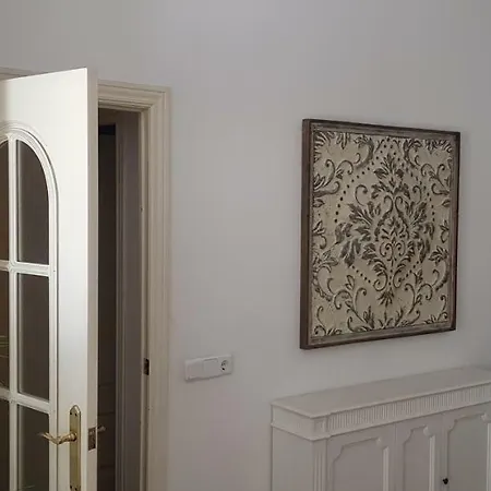 Domus Centro Frente A Torres De Serrano Daire