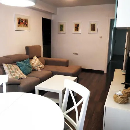 Cerca De La Playa Y Ciudad De Ciencias * Валенсия