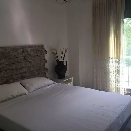 Domus Centro Frente A Torres De Serrano Daire Valensiya